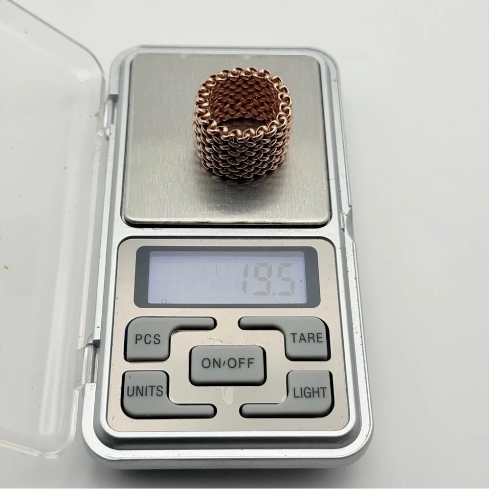 MISS MIMI BEADED MESH RING – 18K ROSE GOLD PLATED - Picture 4 of 5